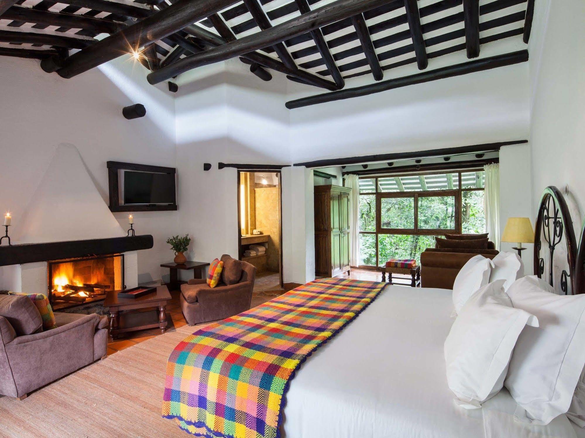 Inkaterra Pueblo 5*